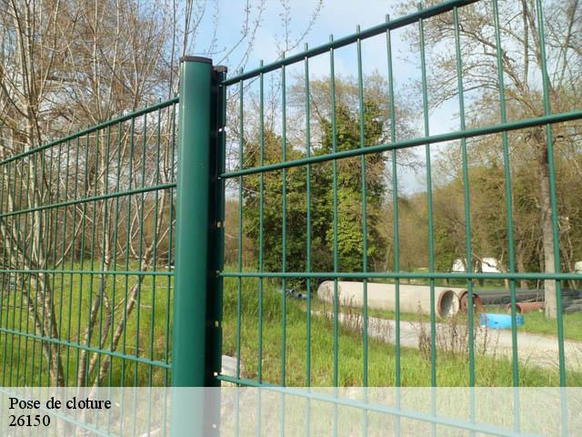 Pose de cloture 26150